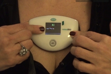 Uzaktan EKG takibi